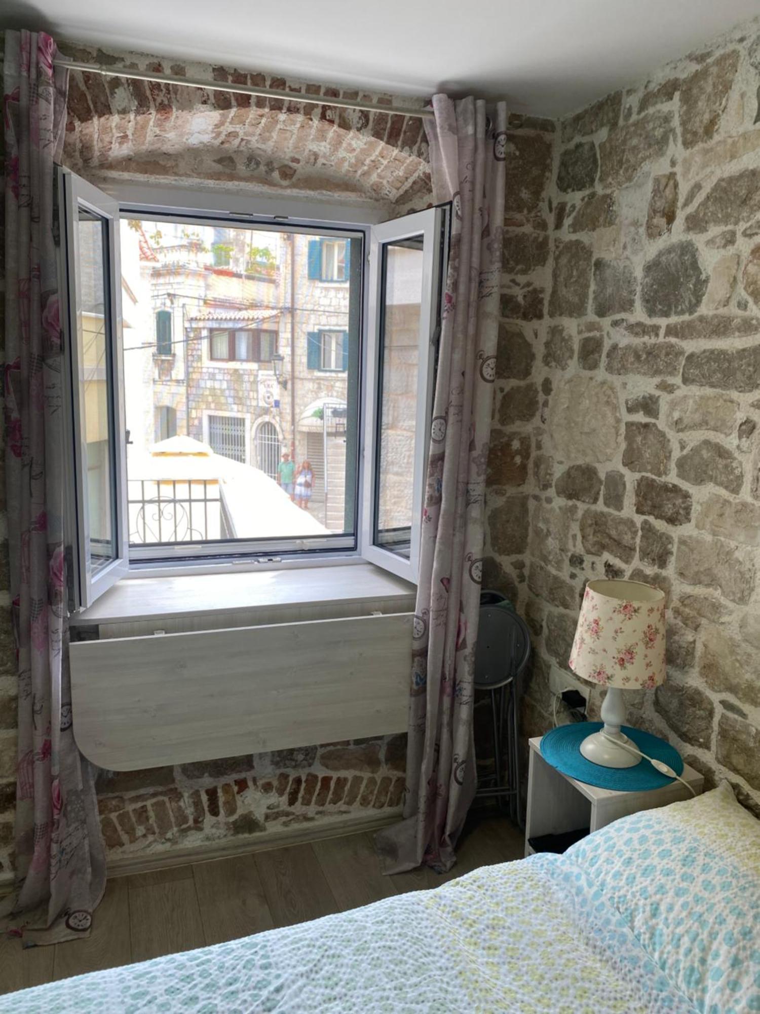 Room N&M - Diocletians Palace สปลิท ภายนอก รูปภาพ