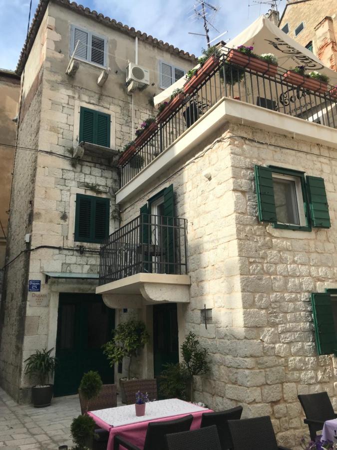 Room N&M - Diocletians Palace สปลิท ภายนอก รูปภาพ